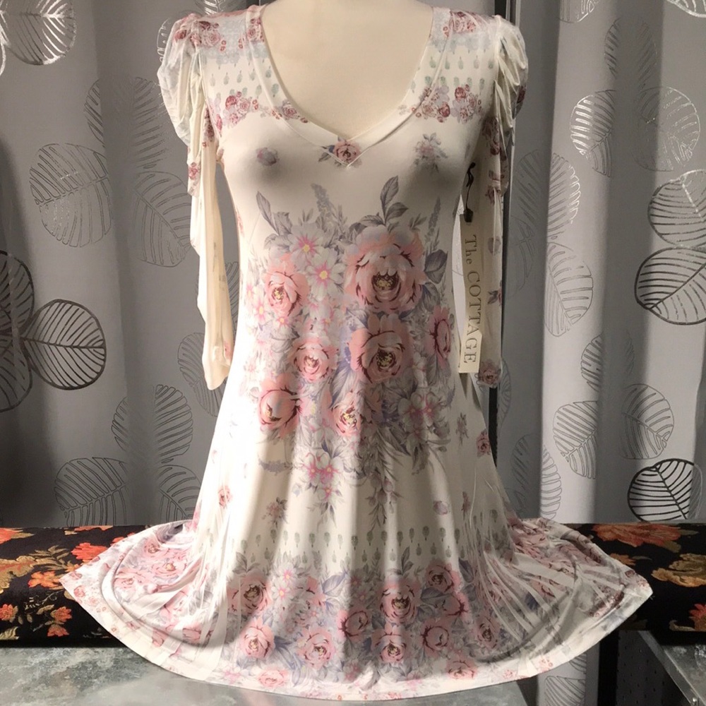 LYT BRAND NEW w/Tags FLORAL DRESS Large 3/4 sleeve